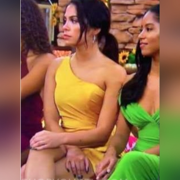 SOLD!!  Rene the Label Jasper gown  As seen on The Bachelor - Picture 2 of 5